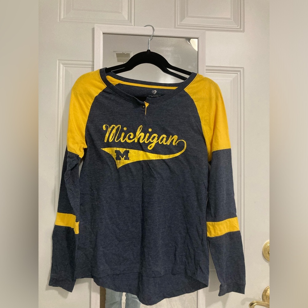 MICHIGAN Long Sleeve Shirt